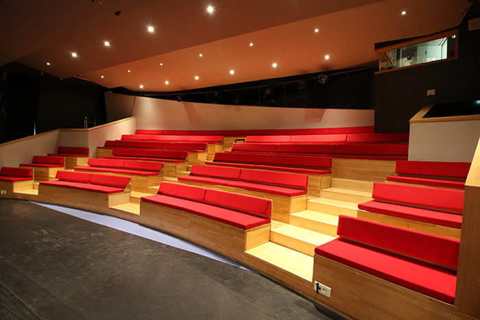 Salle Georges Guillot-Crous Clermont Auvergne, pour vos conférences ou évènements culturels