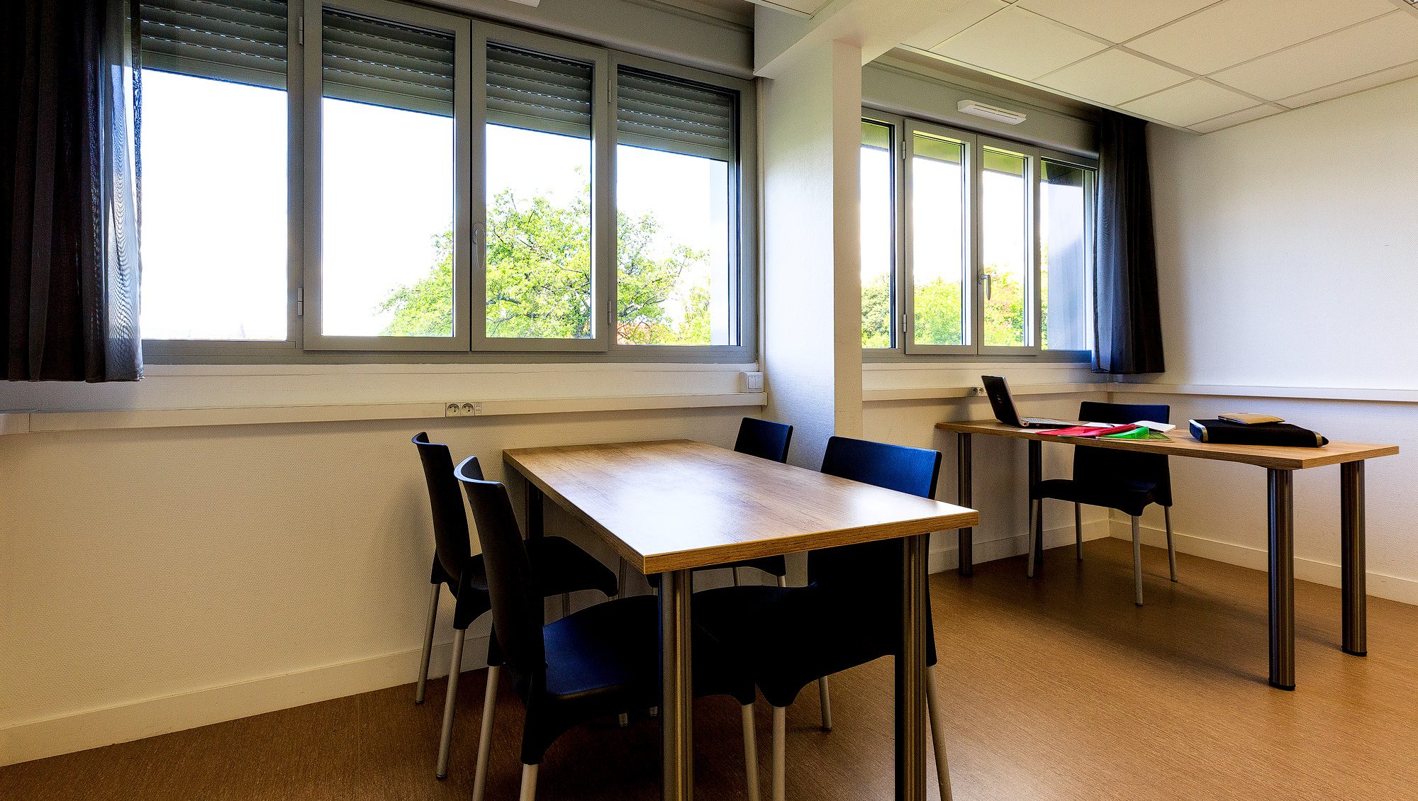 espace de travail commun-Clos St-Jacques-Crous Clermont Auvergne